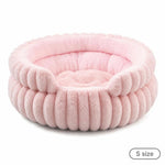 Cozy Four Season Notch Dog Bed, Pink M Size, Perfect Pet Relaxation Gift
